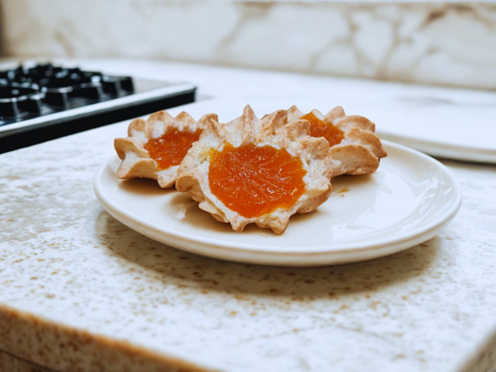 Kokosanka z nadzieniem morelowym